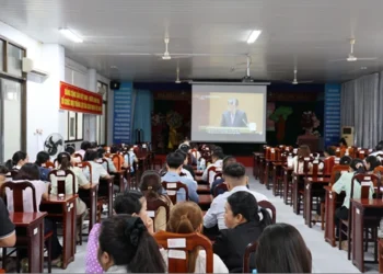 Trung tâm Kiểm soát bệnh tật tỉnh An Giang: Tham dự Hội nghị toàn quốc nghiên cứu, học tập, quán triệt Nghị quyết Hội nghị Trung ương 4 khóa XIV