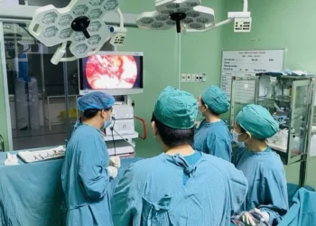 Nâng cao nhận thức về sức khỏe tâm thần và tầm quan trọng của việc lắng nghe trải nghiệm