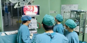 Nâng cao nhận thức về sức khỏe tâm thần và tầm quan trọng của việc lắng nghe trải nghiệm