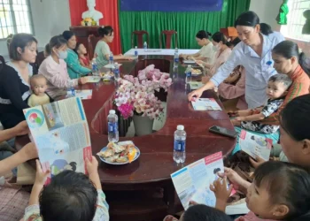 Trạm Y tế xã Hòn Đất: Sinh hoạt chuyên đề về dinh dưỡng cho chị em phụ nữ